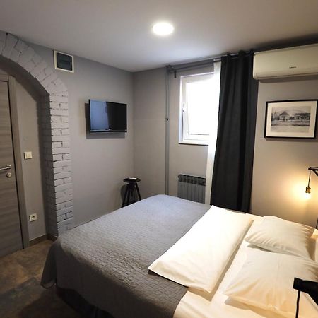 Rooms Kaktus ヴェリカ・ゴリツァ エクステリア 写真